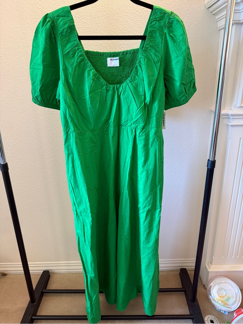 Old Navy Bright Green Puff-Sleeve Midi Dress